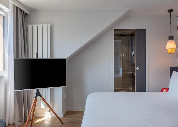 Ferdinand Hotel Tours